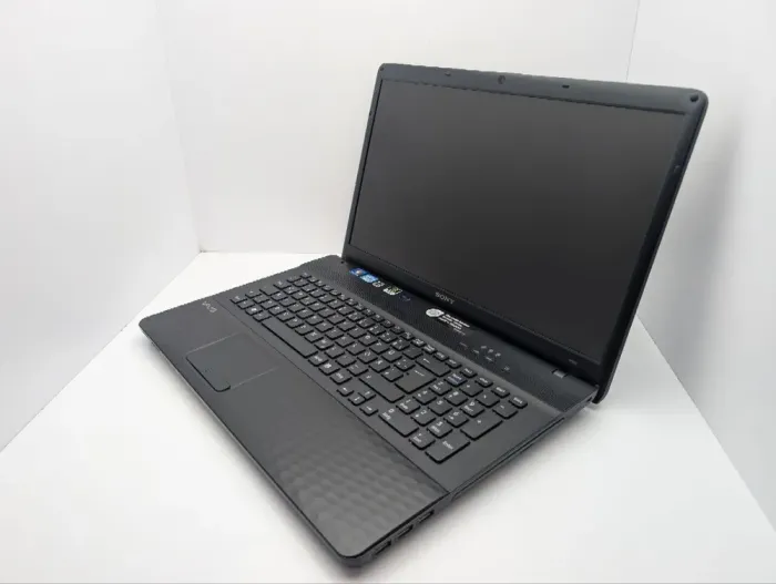 Ноутбук Sony VPCEJ / 17.3" (1600x900) TN / Intel Core i3-2350M (2 (4) ядра по 2.3 GHz) / 6 GB DDR3 / 640 GB HDD / nVidia GeForce 410M, 1 GB GDDR3, 64-bit / WebCam / DVD-ROM б/в - зображення 7