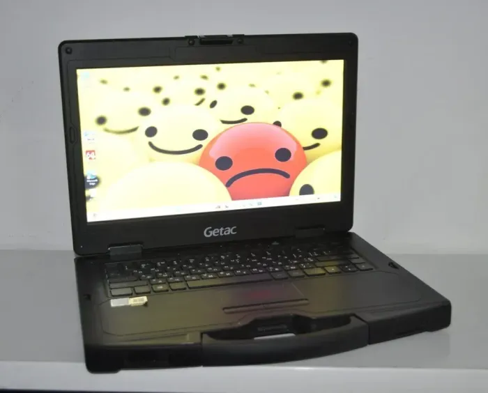 Напівзахищений ноутбук Б-клас Getac S410 G2 / 14" (1366x768) TN Touch / Intel Core i3-7100U (2 (4) ядра по 2.4 GHz) / 8 GB DDR4 / 240 GB SSD / Intel HD Graphics 620 / Windows 11 Pro / Два АКБ б/в - зображення 2