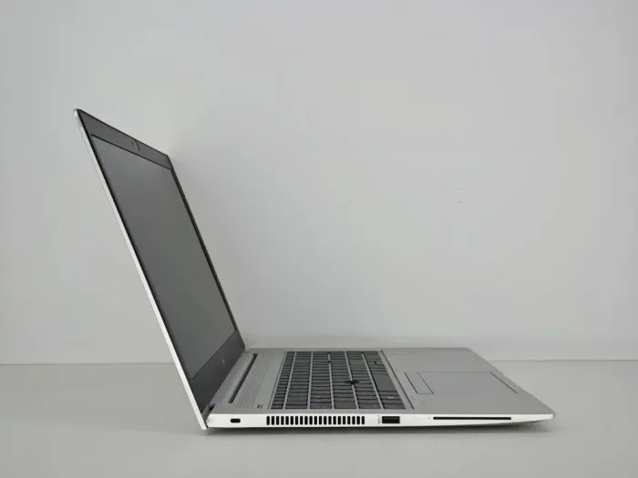 Ноутбук HP EliteBook 850 G5 / 15.6" (1920x1080) IPS / Intel Core i5-8350U (4 (8) ядра по 1.7 - 3.6 GHz) / 8 GB DDR4 / 256 GB SSD / Intel UHD Graphics 620 / WebCam б/в - зображення 4