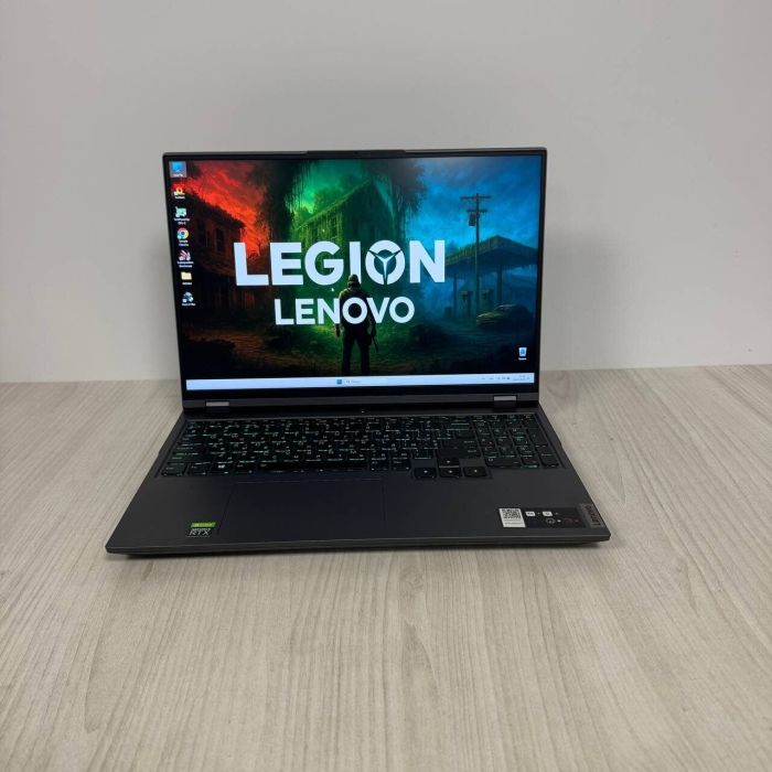 Ігровий ноутбук Б-класу Lenovo Legion 5 Pro 16ITH6H / 16" (2560x1600) IPS / Intel Core i9-11950H (8 (16) ядер по 2.1 - 5.0 GHz) / 16 GB DDR4 / 512 GB SSD NVMe / nVidia GeForce RTX 3070, 8 GB GDDR6, 256-bit / WebCam б/в - зображення 2