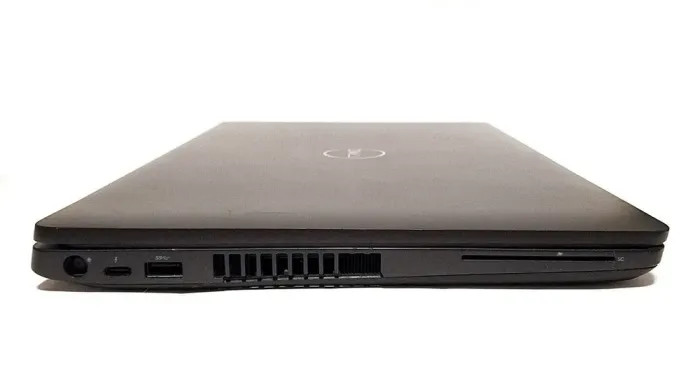 Ультрабук Б-клас Dell Latitude 5501 / 15.6" (1920x1080) TN / Intel Core i7-9850H (6 (12) ядра по 2.6 - 4.6 GHz) / 8 GB DDR4 / 512 GB SSD M.2 / Intel UHD Graphics 630 / WebCam / Win 10 Pro Lic б/в - зображення 5