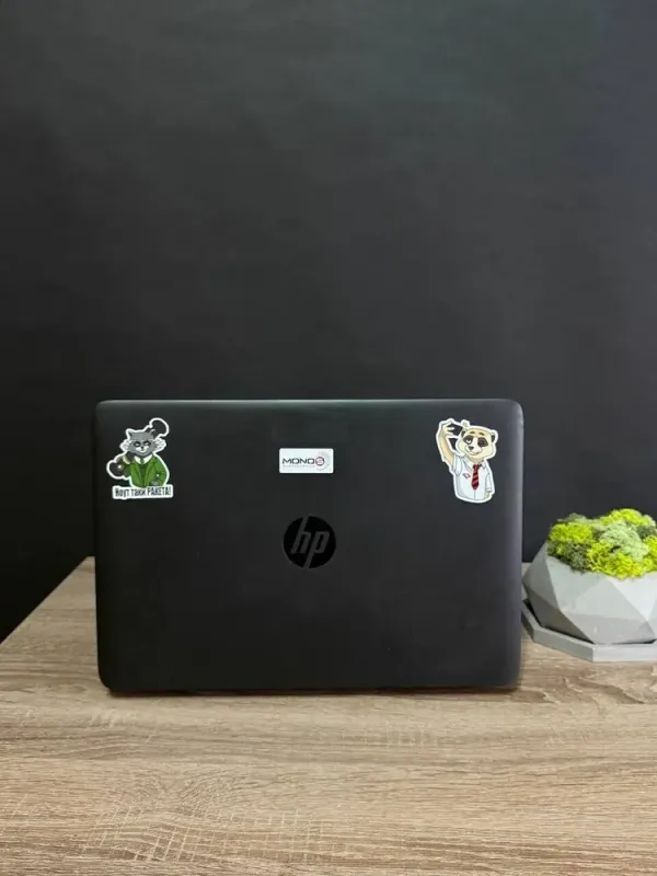 Ультрабук Б-клас HP EliteBook 840 G2 / 14" (1920x1080) TN / Intel Core i7-5600U (2 (4) ядра по 2.6 - 3.2 GHz) / 8 GB DDR3 / 256 GB SSD M.2 / Intel HD Graphics 5500 / WebCam / Win 10 б/в - зображення 3