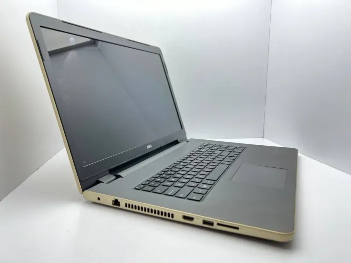 Ноутбук Б-клас Dell Inspiron 15-5755 / 17.3" (1600x900) TN / AMD A8-7410 (4 ядра по 2.2 - 2.5 GHz) / 4 GB DDR3 / 320 GB HDD / AMD Radeon R5 Graphics / WebCam б/в - зображення 3