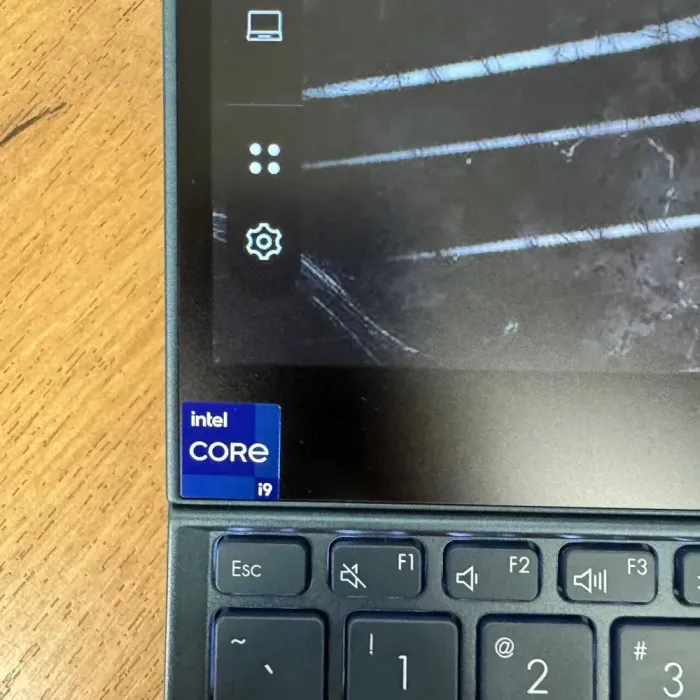 Ігровий ноутбук Б-клас Asus ZenBook Pro Duo UX582HM / 15.6" (3840x2160) OLED Touch / Intel Core i9-11900H (8 (16) ядер по 2.1 - 4.9 GHz) / 32 GB DDR4 / 1000 GB SSD / nVidia GeForce RTX 3060, 6 GB GDDR6, 192-bit / WebCam б/в - зображення 8