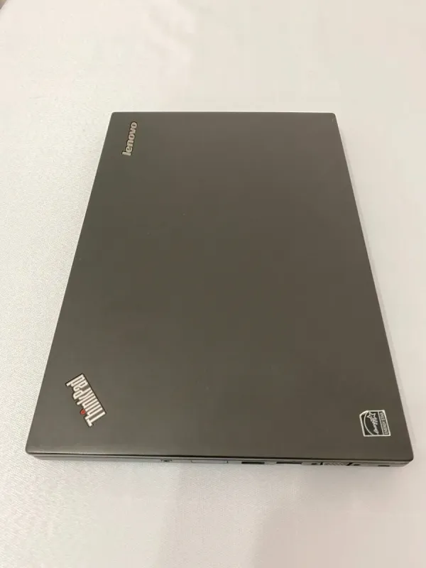 Ноутбук Б-клас Lenovo ThinkPad T450s / 14" (1600x900) TN / Intel Core i5-5300U (2 (4) ядра по 2.3 - 2.9 GHz) / 12 GB DDR3 / 240 GB SSD / Intel HD Graphics 5500 / WebCam / Два АКБ б/в - зображення 10