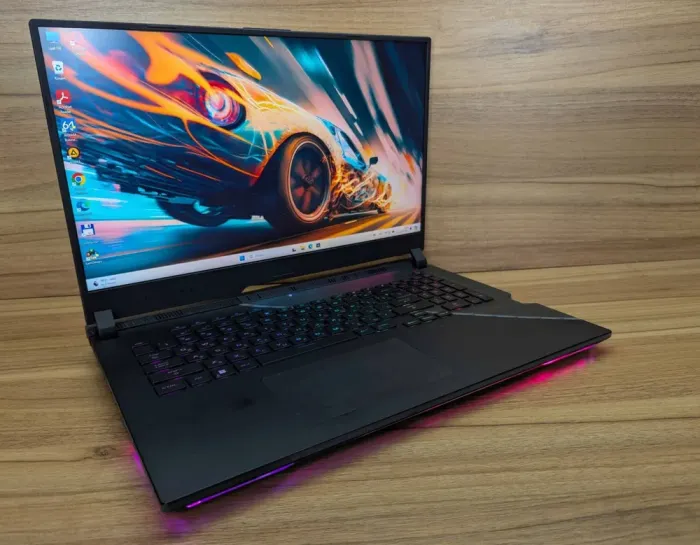 Игровой ноутбук Asus ROG Strix Scar 17 / 17.3" (2560x1440) IPS / Intel Core i9-12900H (14 (20) ядер по 3.8 - 5.0 GHz) / 32 GB DDR5 / 1000 GB SSD / nVidia GeForce RTX 3070 Ti, 8 GB GDDR6X, 256-bit / HDMI / Windows 10 б/в - зображення 4