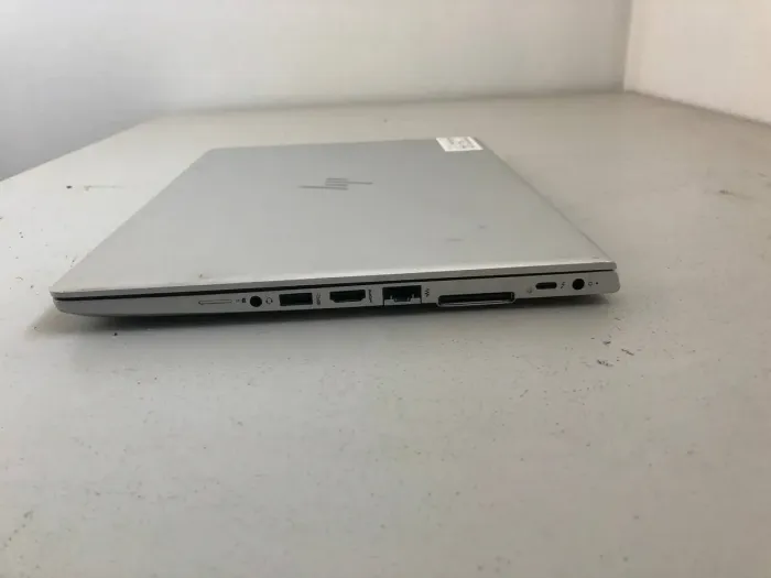 Ультрабук Б-клас HP EliteBook 830 G5 / 13.3" IPS / Core i5-8350U (4(8) ядра по 1.7-3.6GHz) / 8GB DDR4 / 256GB SSD / UHD Graphics / 620 WebCam / HDMI б/в - зображення 4