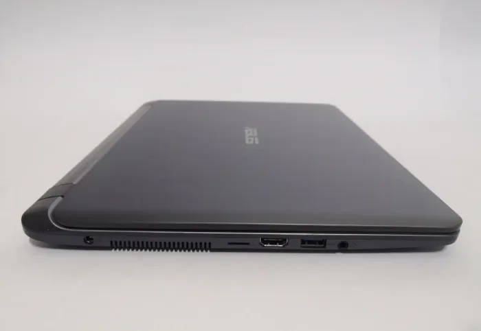 Ультрабук Asus F407UA / 14" (1920x1080) IPS / Intel Core i3-6006U (2 (4) ядра по 2.0 GHz) / 8 GB DDR3 / 256 GB SSD / Intel HD Graphics 520 / WebCam / Win 10 Home б/в - зображення 4