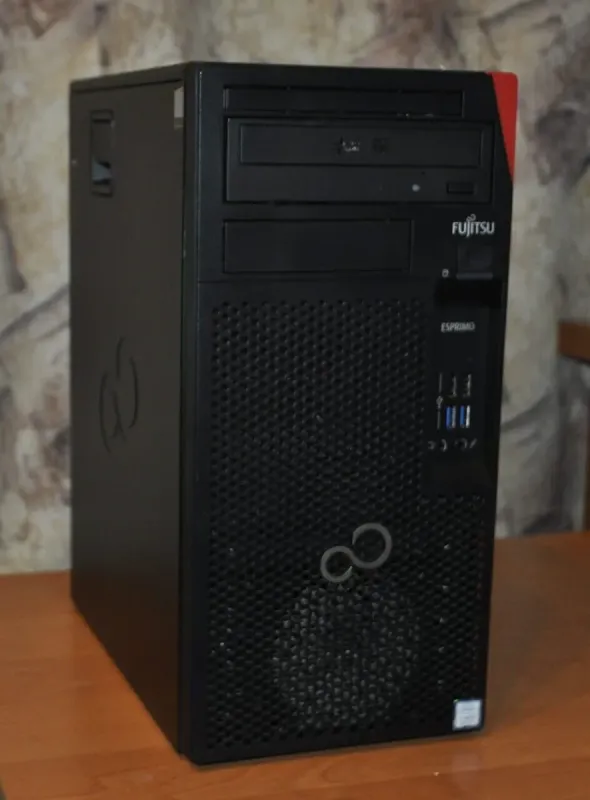 Комп'ютер Fujitsu Esprimo P558 E85 Tower / Intel Core i5-8400 (6 ядер по 2,8 - 4,0 ГГц) / 8 ГБ DDR4 / 240 ГБ SSD / Intel UHD Graphics 630 / DVD-ROM б/в - изображение 2