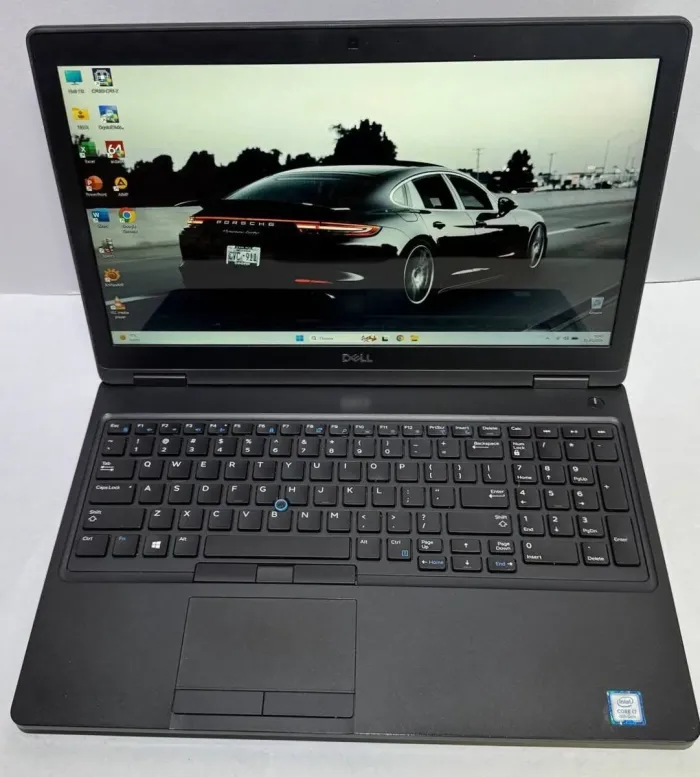 Ігровий ноутбук Dell Latitude 5591 / 15.6" (1920x1080) IPS / Intel Core i7-8850H (6 (12) ядер по 2.6 - 4.3 GHz) / 16 GB DDR4 / 512 GB SSD / nVidia GeForce MX130, 2GB DDR5, 64-bit / WebCam б/в - зображення 2