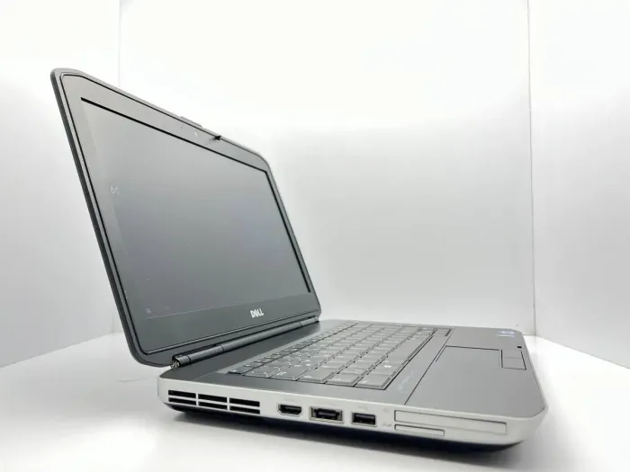 Ноутбук Dell Latitude E5430 / 14" (1366x768) TN / Intel Core i5-3210M (2 (4) ядра по 2.5 - 3.1 GHz) / 4 GB DDR3 / 240 GB SSD / Intel HD Graphics 4000 / WebCam б/в - зображення 3