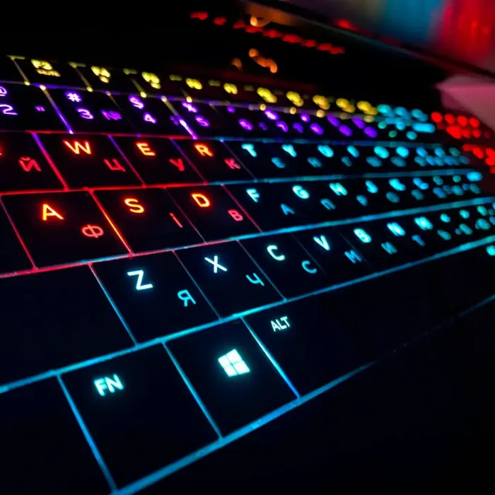 Ігровий ноутбук Б-класу Dell Alienware 17 R5 / 17,3" (1920x1080) IPS / Intel Core i7-8750H (6 (12) ядра по 2.2 - 4.1 GHz) / 16 GB DDR4 / 256 GB SSD + 1000 GB HDD / nVidia GeForce GTX 1080, 8 GB GDDR5X, 256-bit / WebCam / HDMI б/в - зображення 7