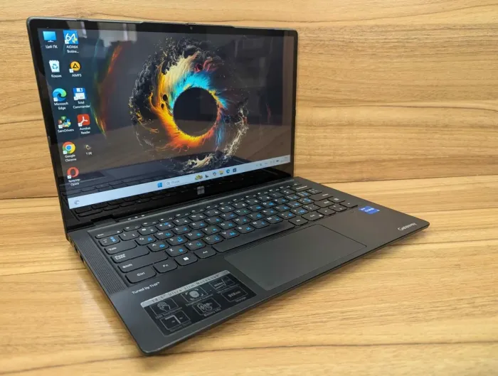 Ноутбук Gateway GWTC51427-BK / 14" (1920x1080) IPS Touch / Intel Core i5-1235U (10 (12) ядер по 3.3 - 4.4 GHz) / 8 GB DDR4 / 512 GB SSD / Intel Iris Xe Graphics / WebCam / TouchID / Windows 11 б/в - зображення 4