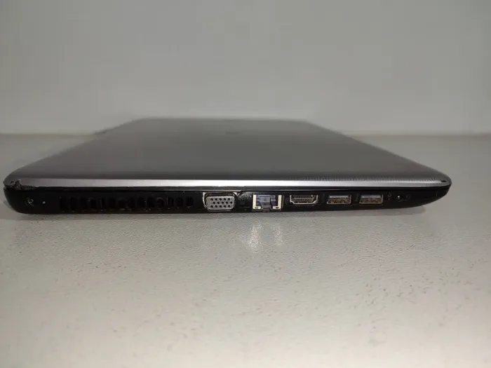 Ноутбук Б-клас HP 250 G5 / 15.6" (1920x1080) TN / Intel Core i3-5005U (2 (4) ядра по 2.0 GHz) / 8 GB DDR3 / 128 GB SSD / Intel HD Graphics 520 / WebCam / DVD-ROM / VGA б/в - зображення 4