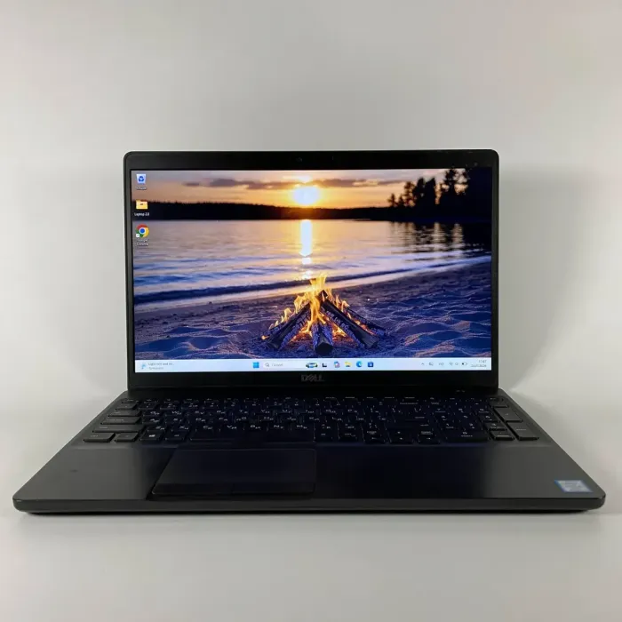 Ультрабук Б-клас Dell Precision 3540 / 15.6" (1366x768) TN / Intel Core i5-8365U (4 (8) ядра по 1.6 - 4.1 GHz) / 8 GB DDR4 / 128 GB SSD / Intel UHD Graphics / WebCam б/в - зображення 2
