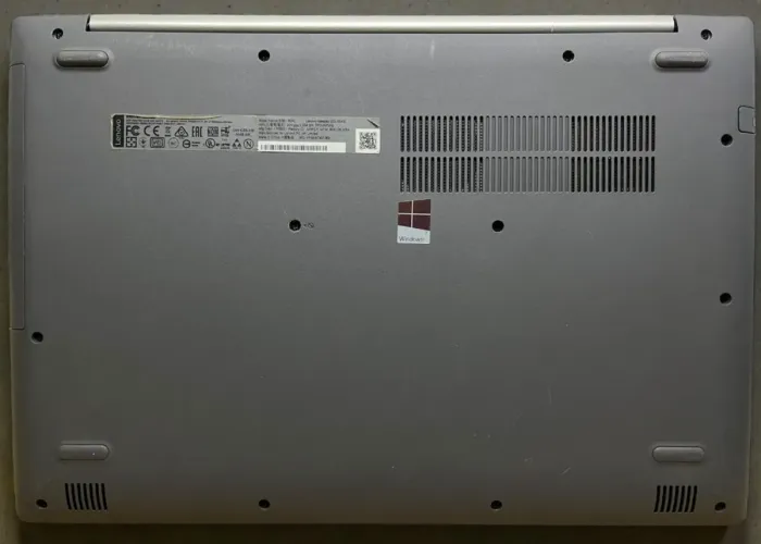 Ноутбук Lenovo IdeaPad 320-15IKB / 15.6" (1920x1080) TN / Intel Core i5-7200U (2 (4) ядра по 2.5 - 3.1 GHz) / 8 GB DDR4 / 120 GB SSD / nVidia GeForce 940MX, 2 GB DDR3, 64-bit / WebCam б/в - зображення 6