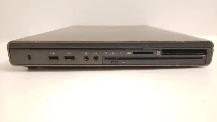 Мобільна робоча станція Б-класу Dell Precision M4800 / 15,6" (1920x1080) IPS / Intel Core i7-4930MX (4 (8) ядра по 3.0 - 3.9 GHz) / 32 GB DDR3 / 512 GB SSD + 500 GB HDD / AMD FirePro M5100, 2 GB GDDR5, 128-bit / WebCam / DVD-ROM б/в - изображение 4