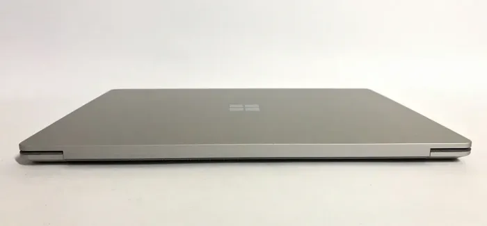 Ультрабук Microsoft Surface Laptop 2 1769 / 13.5" (2256x1504) IPS Touch / Intel Core i5-8350U (4 (8) ядра по 1.7 - 3.6 GHz) / 8 GB DDR4 / 256 GB SSD NVMe / Intel UHD Graphics 620 / WebCam / Win 11 Pro б/в - зображення 3