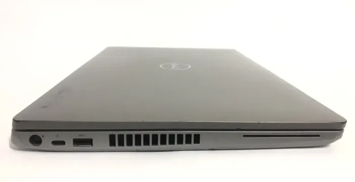 Мобільна робоча станція Б-класу Dell Precision 3551 / 15,6" (1920x1080) IPS / Intel Core i7-10750H (6 (12) ядер по 2.6 - 5.0 GHz) / 32 GB DDR4 / 512 GB SSD NVMe / nVidia Quadro P620, 4 GB GDDR5, 128-bit / WebCam / Win 10 Pro б/в - зображення 4