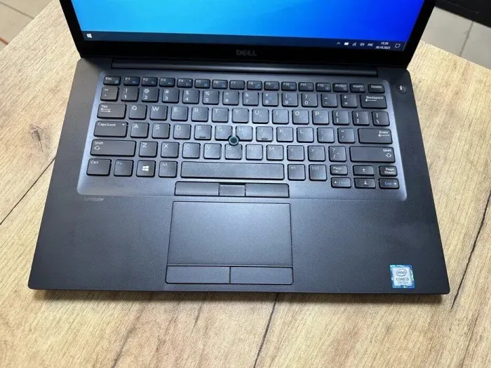 Ультрабук Dell Latitude 7480 / 14" (1920x1080) IPS Touch / Intel Core i5-7300U (2 (4) ядра по 2.6 - 3.5 GHz) / 8 GB DDR4 / 256 GB SSD / Intel HD Graphics 620 / WebCam / HDMI б/в - зображення 3