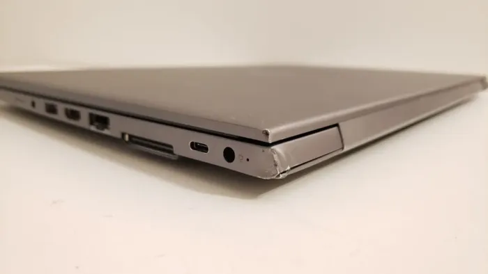 Мобільна робоча станція Б-класу HP ZBook 15u G6 / 15,6" (1920x1080) IPS / Intel Core i7-8665U (4 (8) ядра по 1.9 - 4.8 GHz) / 16 GB DDR4 / 512 GB SSD / AMD Radeon Pro WX 3200, 4 GB GDDR5, 128-bit / WebCam б/в - зображення 6