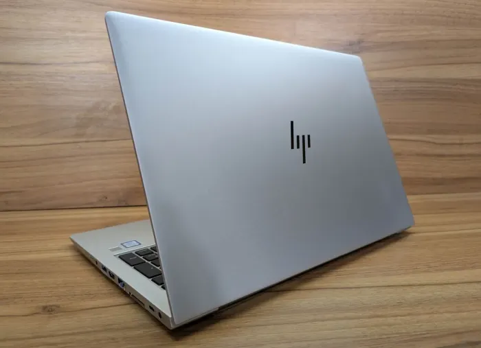Ультрабук HP EliteBook 850 G6 / 15.6" (1920x1080) IPS / Intel Core i7-8565U (4 (8) ядра по 1.8 - 4.6 GHz) / 16 GB DDR4 / 480 GB SSD / Intel UHD Graphics / WebCam / TouchID / Windows 10 б/в - зображення 7