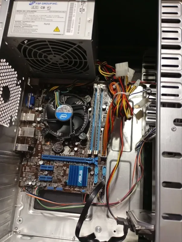 ПК LogicPower Tower / Intel Core i5-2500 (4 ядра по 3.3 - 3.7 GHz) / 8 GB DDR3 / 320 GB HDD / Intel HD Graphics 2000 / 400W б/в - зображення 6