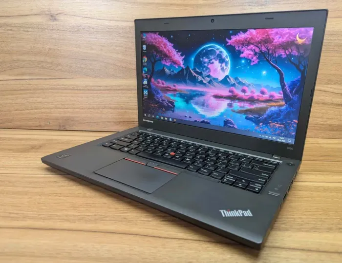 Ноутбук Lenovo ThinkPad T450 / 14" (1366x768) TN / Intel Core i5-5200U (2 (4) ядра по 2.2 - 2.7 GHz) / 8 GB DDR3 / 256 GB SSD / Intel HD Graphics 5500 / WebCam / Fingerprint / Windows 10 б/в - зображення 5
