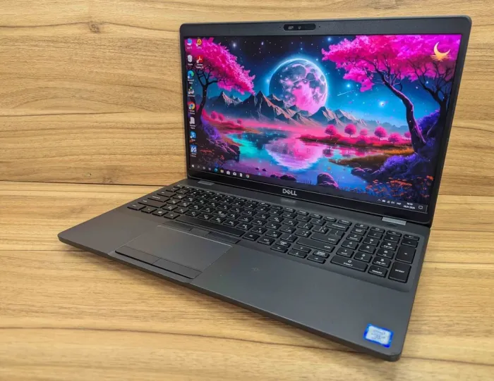 Ультрабук Б-клас Dell Latitude 5501 / 15.6" (1920x1080) IPS / Intel Core i7-9850H (6 (12) ядер по 2.6 - 4.6 GHz) / 16 GB DDR4 / 512 GB SSD / nVidia GeForce MX150, 2 GB GDDR5, 64-bit / WebCam / Windows 10 б/в - зображення 6
