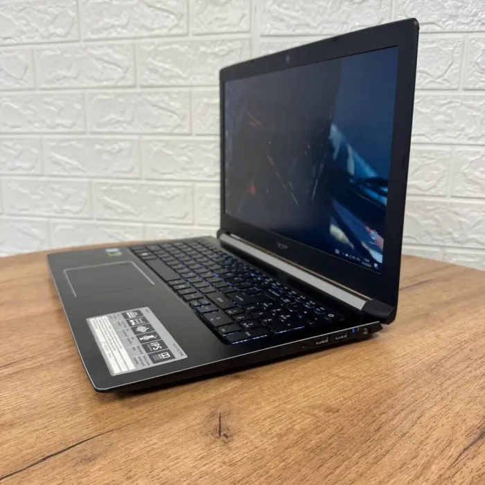 Ігровий ноутбук Б-клас Acer Aspire 7 A715-71G / 15.6" (1920x1080) IPS / Intel Core i5-7300HQ (4 ядра по 2.5 - 3.5 GHz) / 16 GB DDR4 / 500 GB SSD / nVidia GeForce GTX 1050, 2 GB GDDR5, 128-bit / WebCam б/в - зображення 5