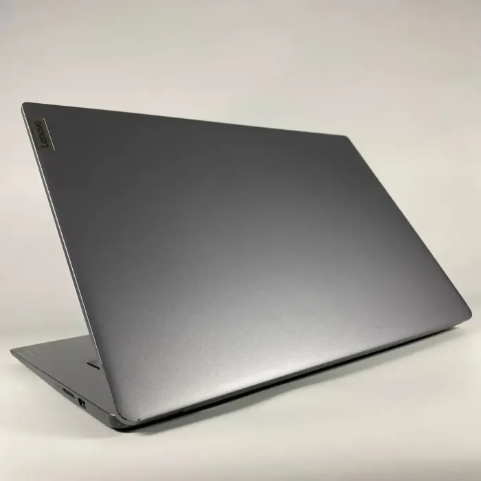 Ультрабук Lenovo IdeaPad 3 17IAU7 / 17.3" (1600x900) TN / Intel Core i3-1215U (6 (8) ядер по 3.3 - 4.4 GHz) / 16 GB DDR4 / 256 GB SSD / Intel UHD Graphics / WebCam / HDMI б/в - зображення 6
