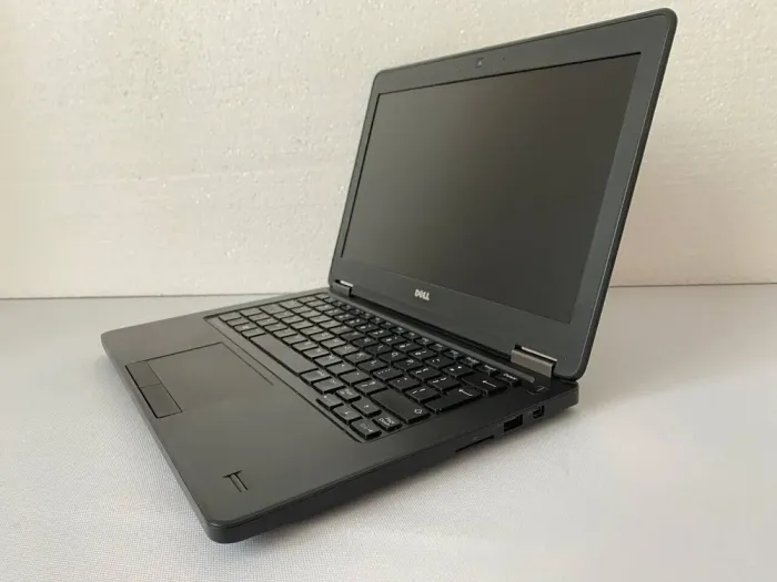 Нетбук Б-клас Dell Latitude E5250 / 12.5" (1366x768) TN / Intel Core i5-5300U (2 (4) ядра по 2.3 - 2.9 GHz) / 8 GB DDR3 / 240 GB SSD / Intel HD Graphics 5500 / WebCam / HDMI б/в - зображення 6