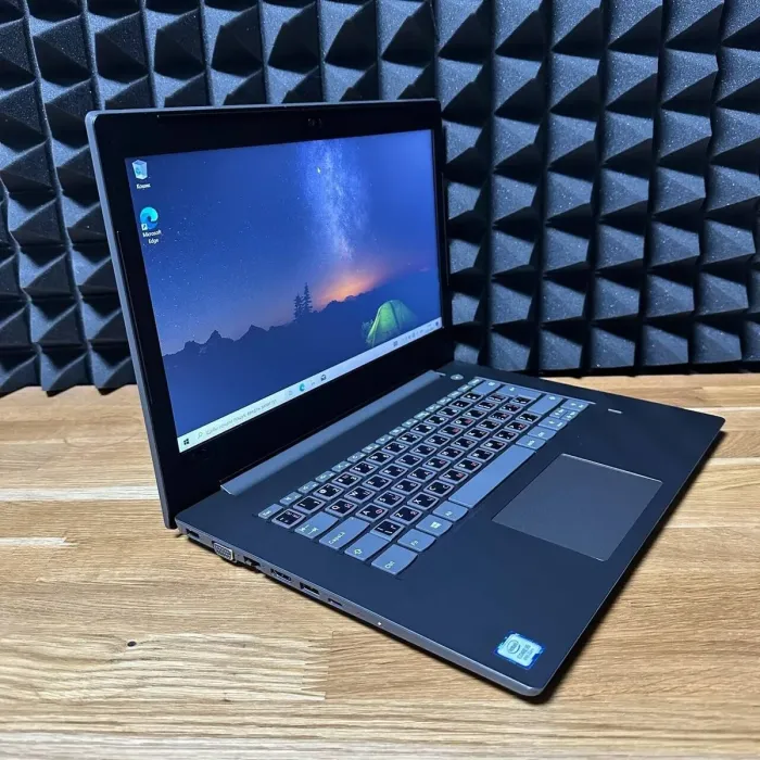 Ноутбук Lenovo V330-14IKB 81B0 / 14" (1920x1080) IPS / Intel Core i5-8250U (4 (8) ядра по 1.6 - 3.4 GHz) / 8 GB DDR4 / 256 GB SSD / Intel UHD Graphics 620 / WebCam б/в - зображення 5