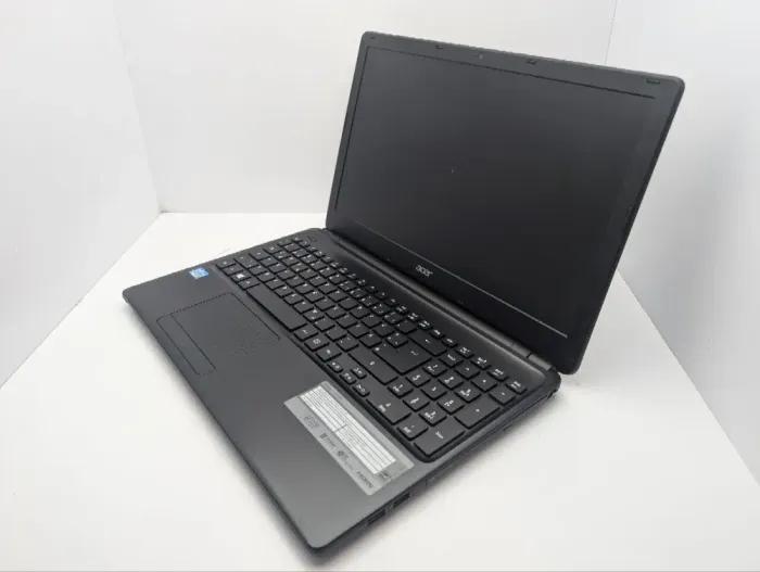 Ноутбук Acer Aspire ES1-571 / 15.6" (1366x768) TN / Intel Core i3-3217U (2 (4) ядра по 1.8 GHz) / 6 GB DDR3 / 120 GB SSD / Intel HD Graphics 4000 / WebCam / DVD-ROM б/в - зображення 7