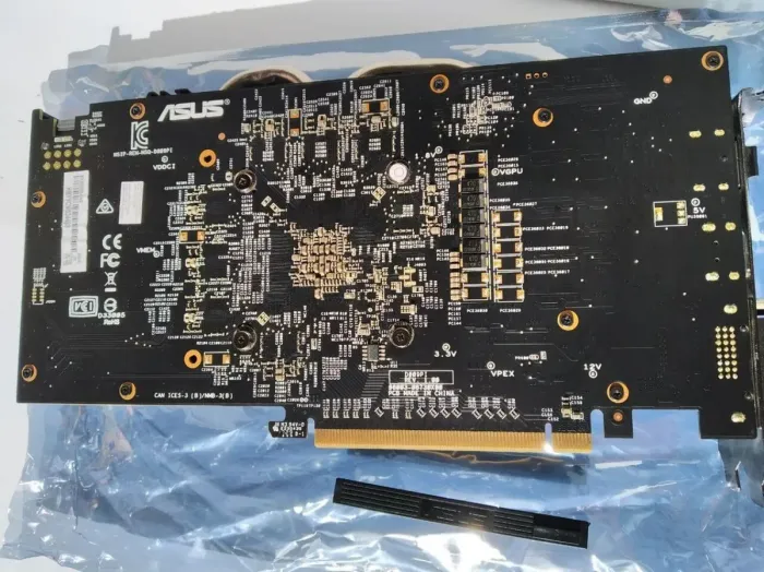 Дискретна відеокарта AMD Radeon RX 570, 4 GB GDDR5, 256-bit / 1x DVI, 1x HDMI, 1x DisplayPort б/в - зображення 3