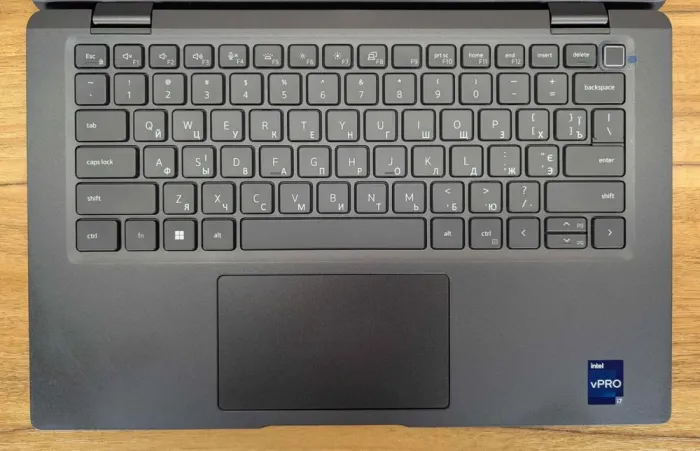 Ультрабук Dell Latitude 7430 / 14" (1920x1080) IPS / Intel Core i7-1265U (10 (12) ядер по 3.6 - 4.8 GHz) / 16 GB DDR4 / 256 GB SSD / Intel Iris Xe Graphics / WebCam / TouchID / Windows 11 б/в - зображення 3