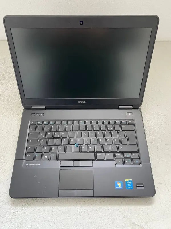 Ноутбук Б-клас Dell Latitude E5440 / 14" (1366x768) TN / Intel Core i5-4310U (2 (4) ядра по 2.0 - 3.0 GHz) / 8 GB DDR3 / 240 GB SSD / Intel HD Graphics 5500 / WebCam б/в - зображення 2