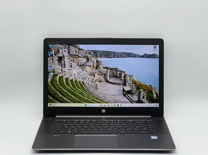 Мобільна робоча станція HP ZBook Studio G3 / 15.6" (1920x1080) IPS / Intel Core i7-6700HQ (4 (8) ядра по 2.6 - 3.5 GHz) / 16 GB DDR4 / 240 GB SSD / nVidia Quadro M1000M, 4 GB DDR5, 128-bit б/в - зображення 2