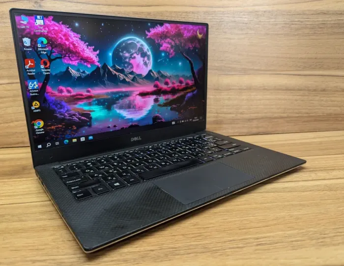 Ультрабук Б-клас Dell XPS 13 9350 / 13.3" (1920x1080) IPS / Intel Core i5-6200U (2 (4) ядра по 2.3 - 2.8 GHz) / 8 GB DDR3 / 256 GB SSD / Intel HD Graphics 520 / Windows 10 б/в - зображення 4