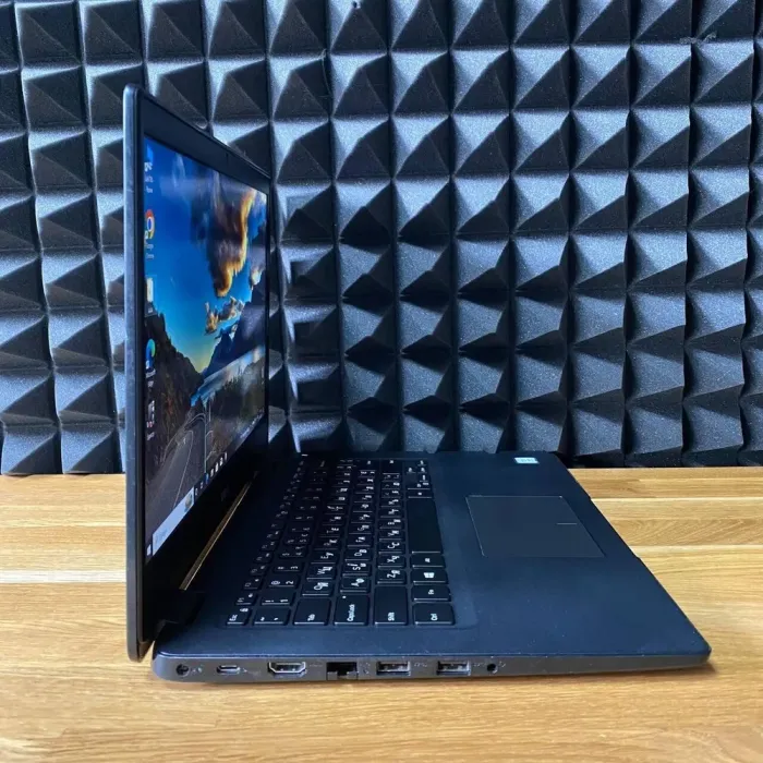 Ультрабук Б-клас Dell Latitude 3400 / 14" (1920x1080) TN / Intel Core i5-8265U (4 (8) ядра по 1.6 - 3.9 GHz) / 16 GB DDR4 / 256 GB SSD / Intel UHD Graphics / WebCam б/в - зображення 4