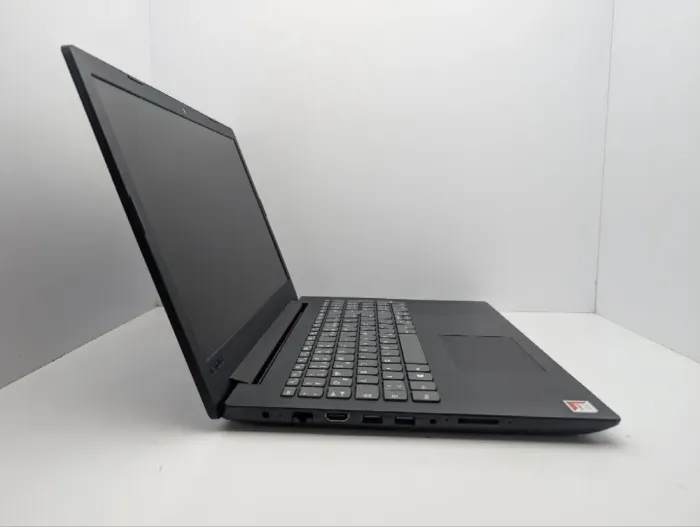 Ноутбук Lenovo V145-15AST / 15.6" (1366x768) TN / AMD A4-9125 (2 ядра по 2.3 GHz) / 8 GB DDR4 / 240 GB SSD / AMD Radeon R3 Graphics / WebCam / DVD-ROM б/в - зображення 4