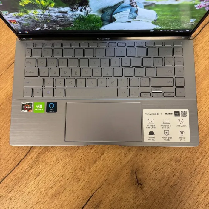 Ультрабук Asus ZenBook 14 Q407IQ / 14" (1920x1080) IPS / AMD Ryzen 5 4500U (6 ядер по 2.3 - 4.0 GHz) / 8 GB DDR4 / 256 GB SSD / nVidia GeForce MX350, 2 GB GDDR5, 64-bit / WebCam б/в - зображення 6