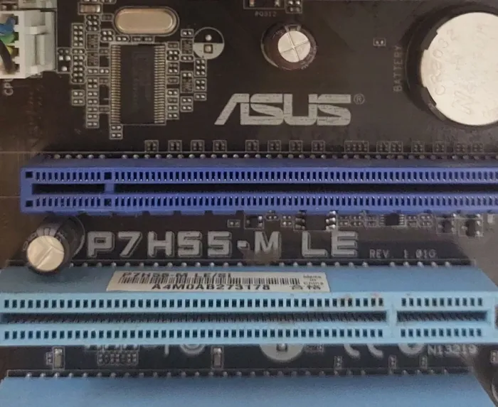 Комплект: Материнская плата Asus P7H55-M LX / LGA1156 / Intel Core i5-760 (4 ядра по 2,8 - 3,33 ГГц) / 4 ГБ DDR3 / Intel HD Graphics + Кулер б/в - зображення 2