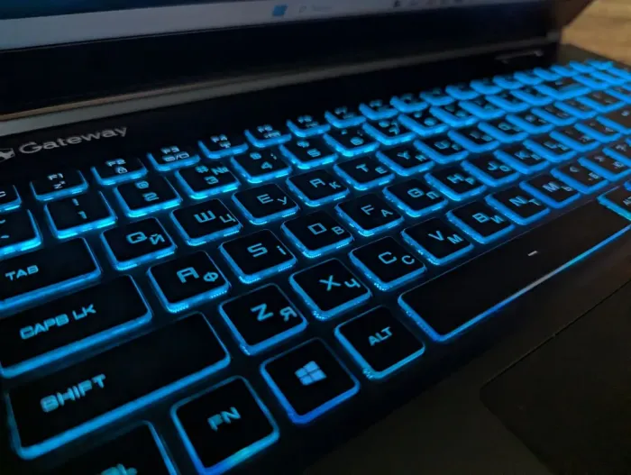 Ігровий ноутбук Gateway GGNC51518 / 15.6" (1920x1080) IPS / Intel Core i5-11400H (6 (12) ядер по 2.7 - 4.5 GHz) / 16 GB DDR4 / 512 GB SSD / nVidia GeForce RTX 3050, 4 GB GDDR6, 128-bit / WebCam / Windows 11 б/в - зображення 6