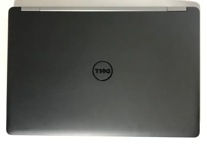 Ігровий ноутбук Б-клас Dell Latitude E5570 / 15.6" (1920x1080) IPS / Intel Core i7-6820HQ (4 (8) ядра по 2.7 - 3.6 GHz) / 16 GB DDR4 / 256 GB SSD / AMD Radeon R7 M370, 2 GB GDDR5, 128-bit / WebCam / Win 10 Pro б/в - зображення 7
