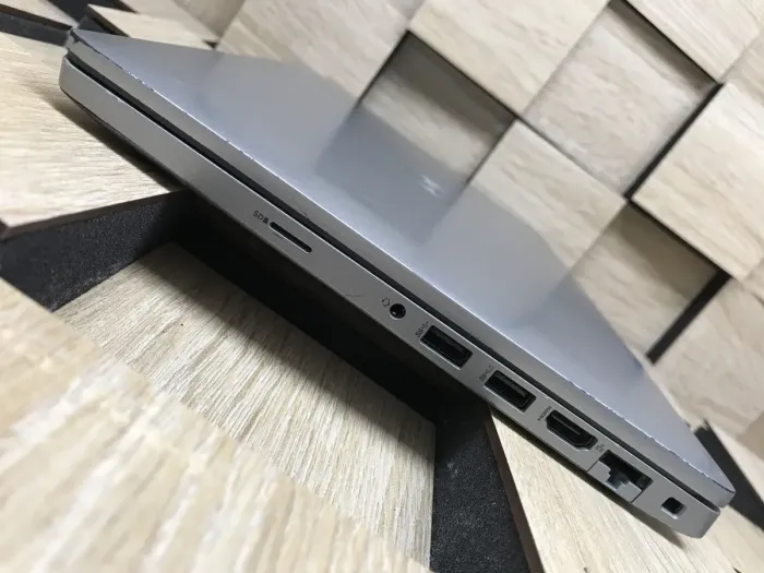 Ультрабук Б-клас Dell Latitude 5420 / 14" (1920x1080) IPS / Intel Core i5-1135G7 (4 (8) ядра по 4.2 GHz) / 8 GB DDR4 / 256 GB SSD M.2 / Intel Iris Xe Graphics / WebCam / HDMI / Windows 10 б/в - зображення 7