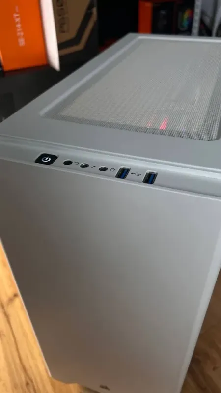 Ігровий ПК Corsair Carbide 275R Tempered Glass White Tower / Intel Core i5-6500 (4 ядра 3,2 - 3,6 ГГц) / 16 ГБ DDR4 / 250 ГБ SSD + 1000 ГБ HDD / nVidia GeForce GTX 1080, 8 ГБ GDDR5X, 256-біт / 500 Вт б/в - зображення 8