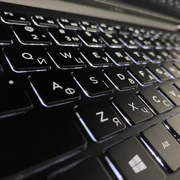 Ноутбук Dell XPS 15 7590 / 15.6" (1920x1080) IPS / Intel Core i5-9300H (4 (8) ядра по 2.4 - 4.1 GHz) / 16 GB DDR4 / 256 GB SSD / Intel UHD Graphics 630 / WebCam / HDMI б/в - зображення 6