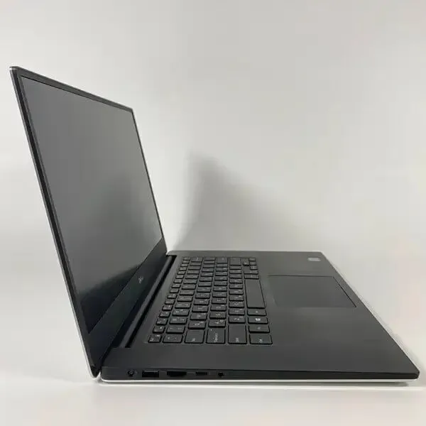 Мобільна робоча станція Dell Precision 5530 / 15.6" (1920x1080) IPS / Intel Xeon E-2176M (6 (12) ядер по 2.7 - 4.4 GHz) / 16 GB DDR4 / 512 GB SSD / nVidia Quadro P1000, 4 GB GDDR5, 128-bit / HDMI б/в - зображення 4