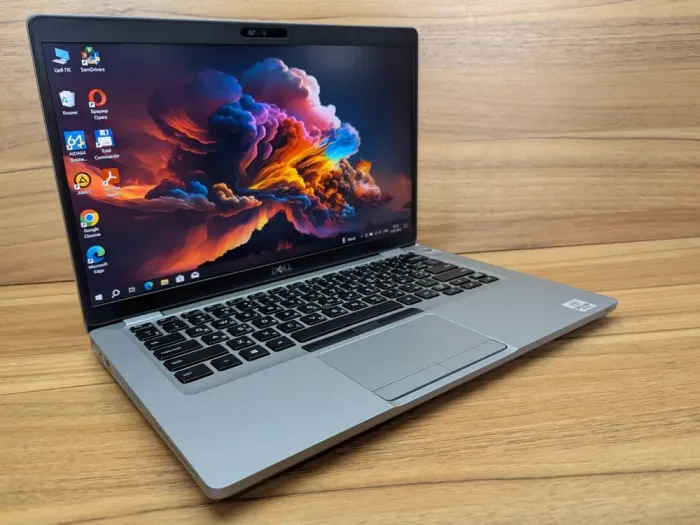 Ультрабук Б-клас Dell Latitude 5410 / 14" (1920x1080) IPS / Intel Core i5-10310U (4 (8) ядра по 1.7 - 4.4 GHz) / 8 GB DDR4 / 256 GB SSD / Intel UHD Graphics / WebCam / TouchID / Windows 10 б/в - зображення 5